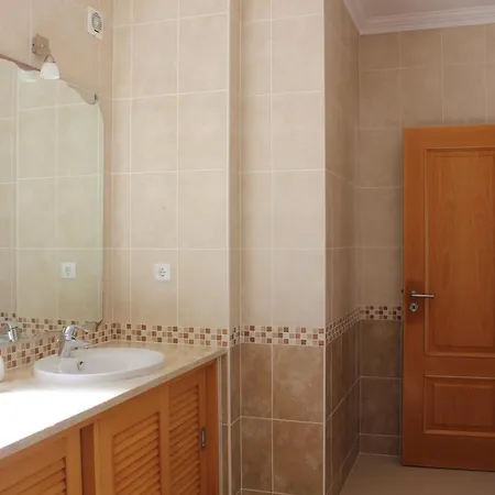Stunning Townhouse T3 *