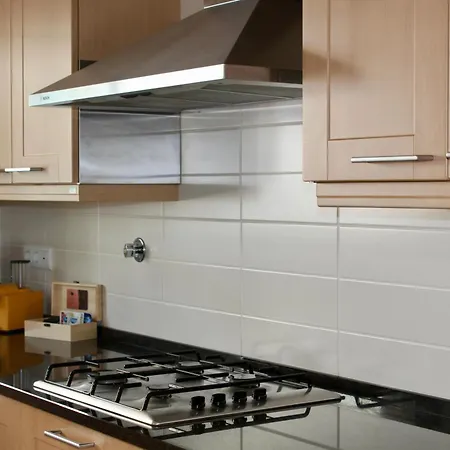 Stunning Townhouse T3