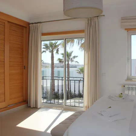 Semesterbostad Stunning Townhouse T3 *